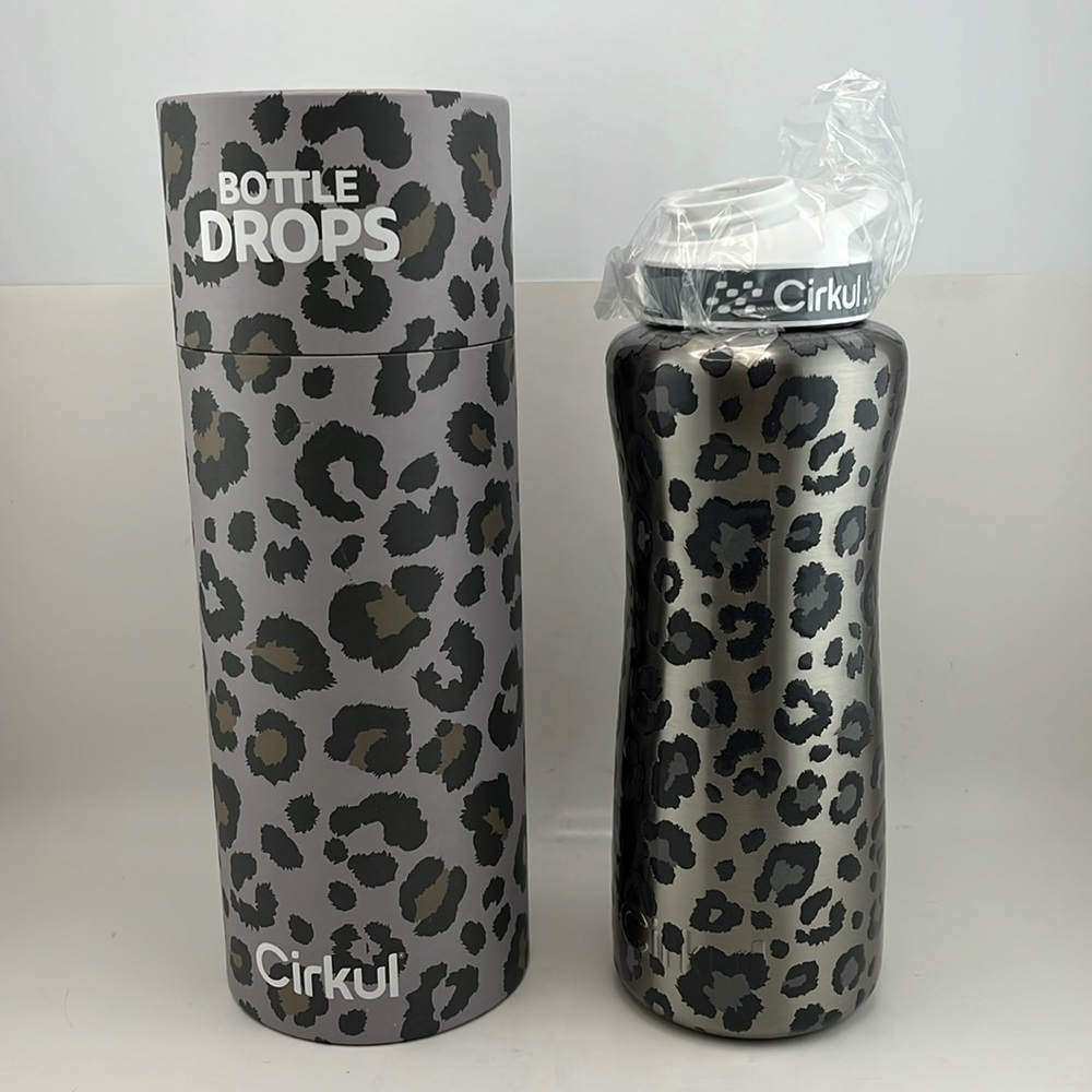 New Cirkul Limited Edition Steel Bottle Drop 32oz Silver Leopard Print Animal